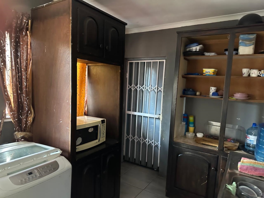 4 Bedroom Property for Sale in Oos Einde North West